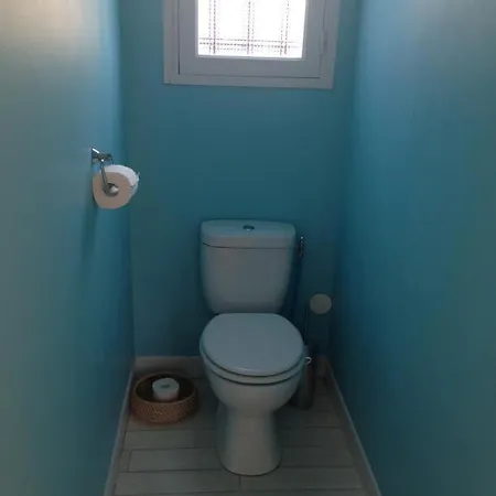 Nyaraló Maison A 1 Minute De La *